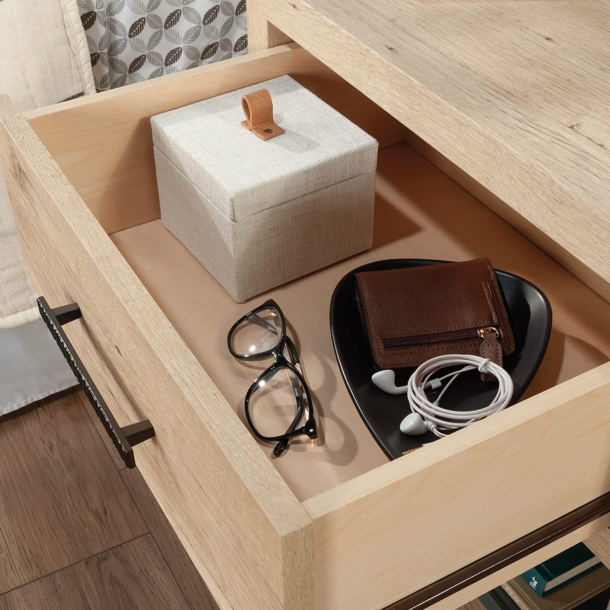 Sauder Pacific View Bedroom Night Stand, Spacious Storage, 1 Drawer Nightstand, Prime Oak Finish - Image 8